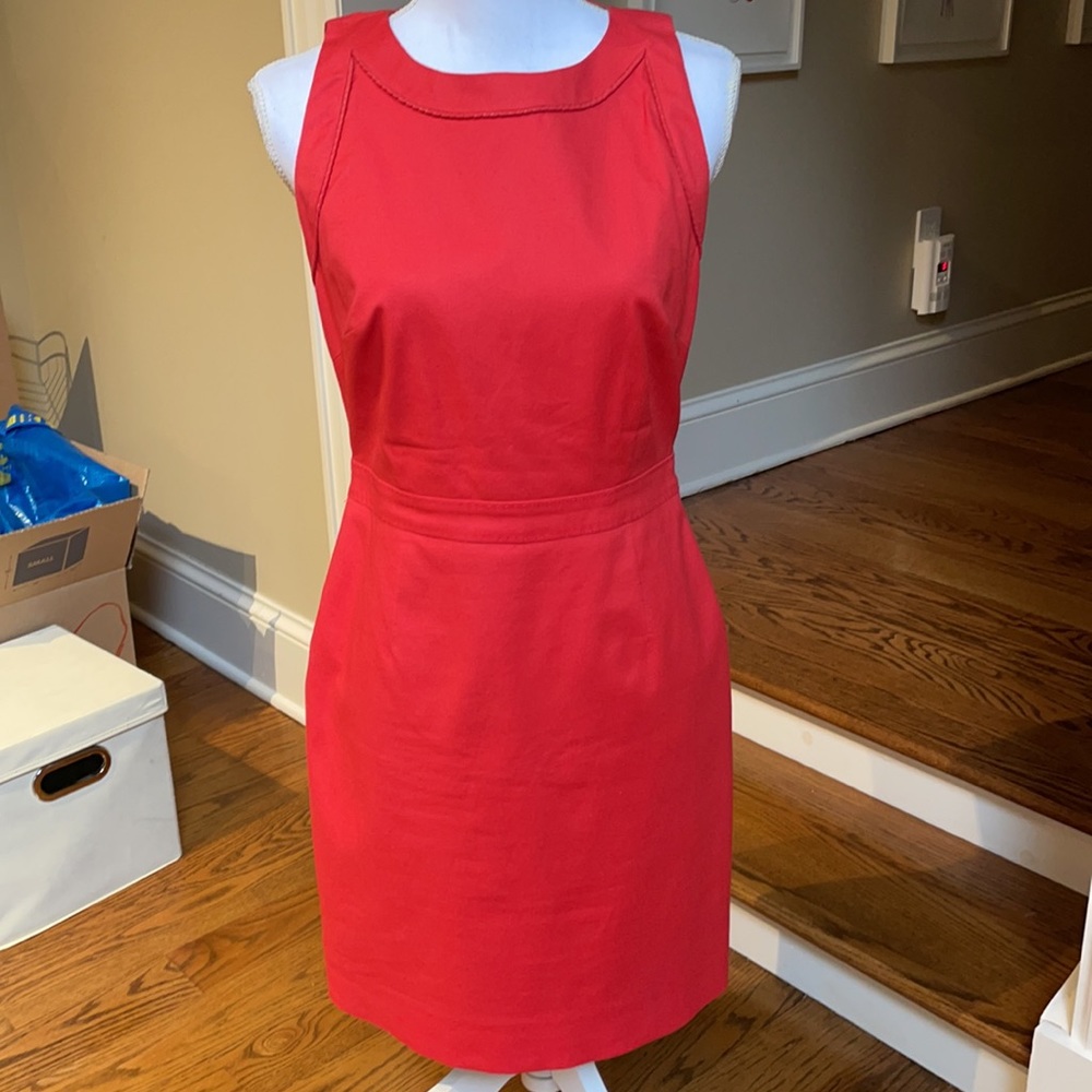 Elie Tahari sleeveless dress size 6